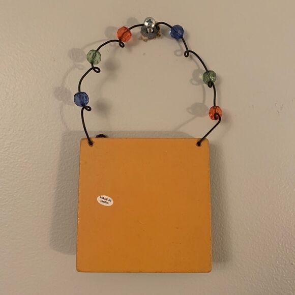 Santa and Snowman Holiday Decor - Picture 4 of 5